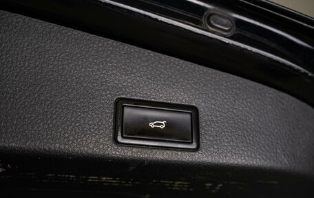 Volkswagen Touareg III, 2012 год, 1 999 000 рублей, 21 фотография