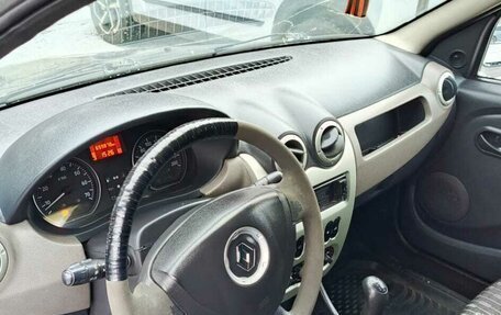 Renault Logan I, 2011 год, 180 000 рублей, 7 фотография