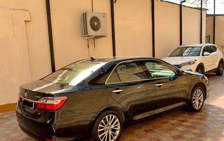 Toyota Camry, 2016 год, 2 300 000 рублей, 4 фотография