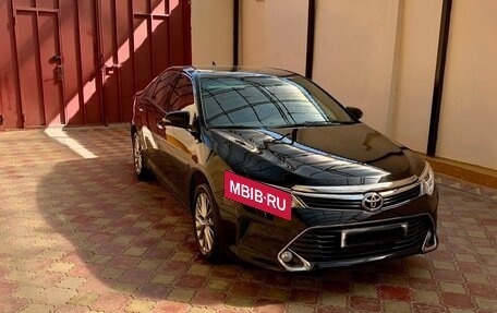 Toyota Camry, 2016 год, 2 300 000 рублей, 10 фотография