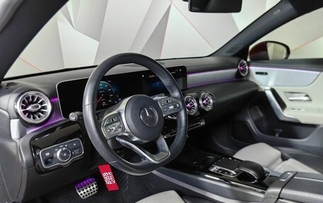 Mercedes-Benz CLA, 2019 год, 3 093 000 рублей, 19 фотография