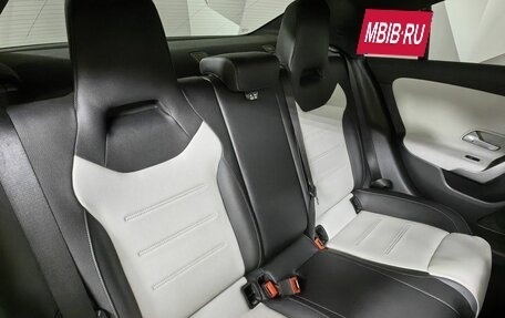 Mercedes-Benz CLA, 2019 год, 3 093 000 рублей, 17 фотография