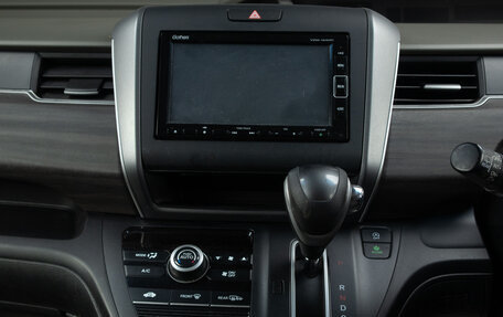 Honda Freed II, 2018 год, 1 799 000 рублей, 13 фотография