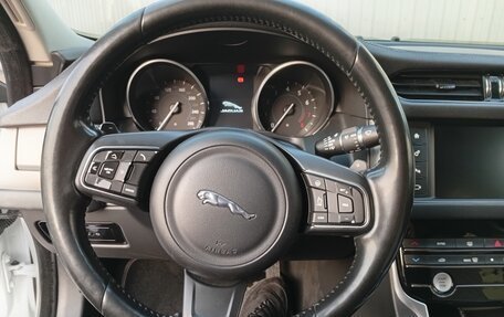 Jaguar XF II, 2017 год, 2 200 000 рублей, 10 фотография