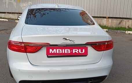 Jaguar XF II, 2017 год, 2 200 000 рублей, 8 фотография