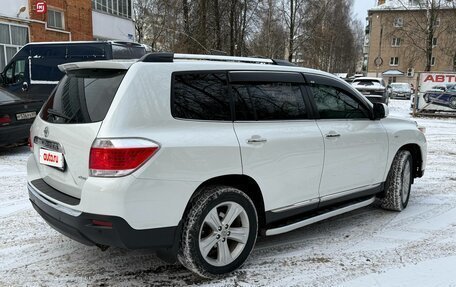 Toyota Highlander III, 2012 год, 2 200 000 рублей, 2 фотография