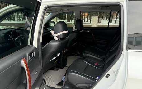 Toyota Highlander III, 2012 год, 2 200 000 рублей, 5 фотография