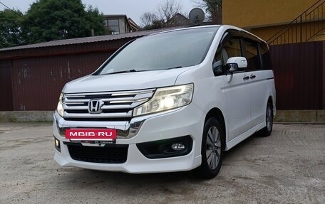 Honda Stepwgn IV, 2014 год, 1 830 000 рублей, 2 фотография