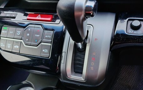 Honda Stepwgn IV, 2014 год, 1 830 000 рублей, 12 фотография