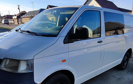 Volkswagen Transporter T5 рестайлинг, 2006 год, 590 000 рублей, 4 фотография