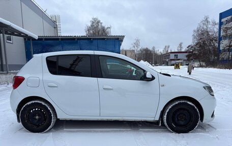 Renault Sandero II рестайлинг, 2016 год, 710 000 рублей, 4 фотография