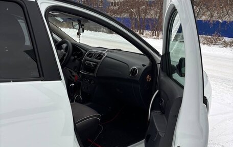 Renault Sandero II рестайлинг, 2016 год, 710 000 рублей, 11 фотография