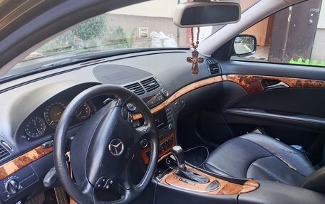 Mercedes-Benz E-Класс, 2008 год, 1 000 000 рублей, 6 фотография