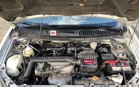 Daihatsu Sirion, 2002 год, 270 000 рублей, 15 фотография