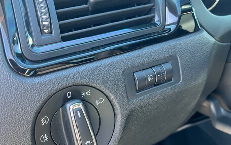 Skoda Rapid I, 2015 год, 1 299 000 рублей, 17 фотография