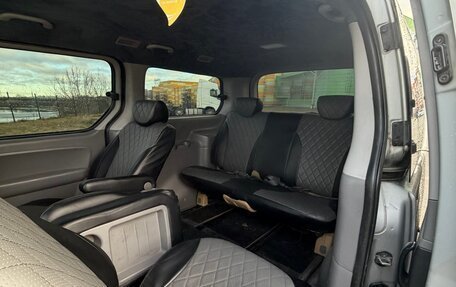 Hyundai Grand Starex Grand Starex I рестайлинг 2, 2008 год, 1 200 000 рублей, 9 фотография