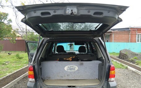 Ford Escape II, 2004 год, 4 фотография