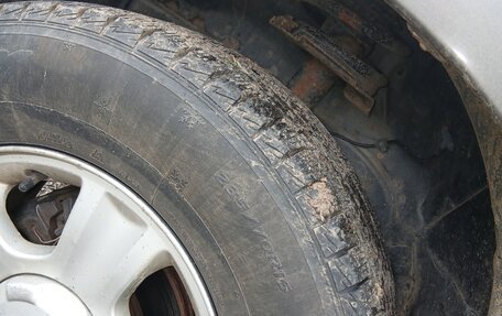 Ford Escape II, 2004 год, 9 фотография