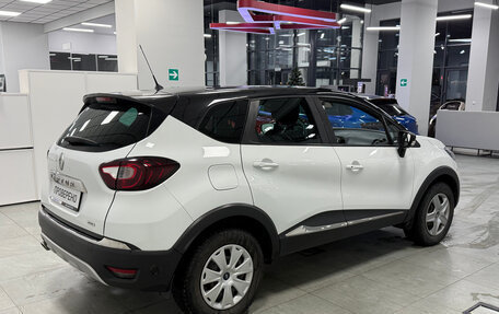 Renault Kaptur I рестайлинг, 2018 год, 1 500 000 рублей, 6 фотография