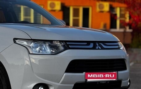 Mitsubishi Outlander III рестайлинг 3, 2013 год, 1 600 000 рублей, 7 фотография