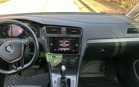 Volkswagen Golf VII, 2018 год, 2 190 000 рублей, 14 фотография