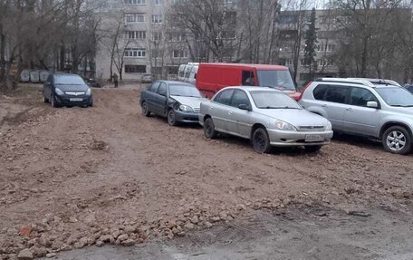 KIA Rio II, 2001 год, 210 000 рублей, 2 фотография