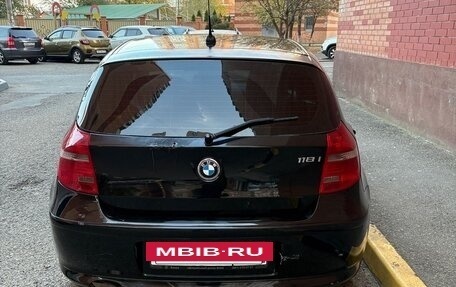 BMW 1 серия, 2011 год, 650 000 рублей, 4 фотография