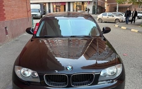 BMW 1 серия, 2011 год, 650 000 рублей, 3 фотография