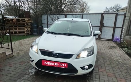 Ford Focus II рестайлинг, 2010 год, 610 000 рублей, 18 фотография