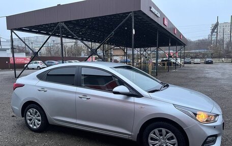 Hyundai Solaris II рестайлинг, 2019 год, 1 200 000 рублей, 4 фотография