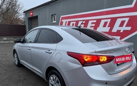 Hyundai Solaris II рестайлинг, 2019 год, 1 200 000 рублей, 7 фотография