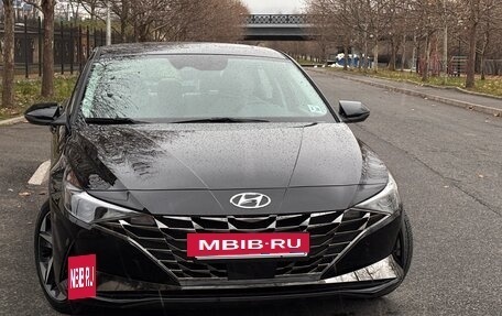 Hyundai Elantra, 2022 год, 2 199 000 рублей, 2 фотография