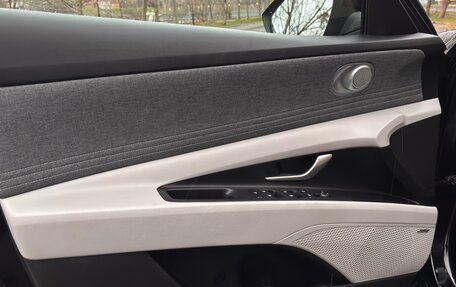 Hyundai Elantra, 2022 год, 2 199 000 рублей, 13 фотография