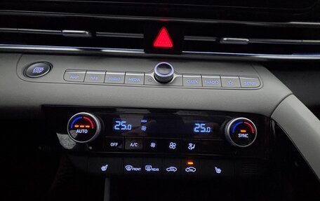 Hyundai Elantra, 2022 год, 2 199 000 рублей, 23 фотография