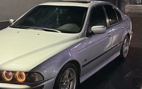 BMW 5 серия, 2002 год, 630 000 рублей, 3 фотография