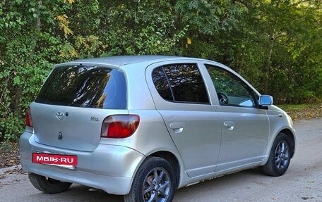 Toyota Vitz, 2000 год, 340 000 рублей, 3 фотография