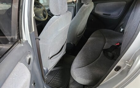 Toyota Vitz, 2000 год, 340 000 рублей, 7 фотография