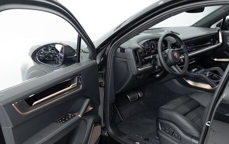 Porsche Cayenne III, 2025 год, 32 490 000 рублей, 7 фотография