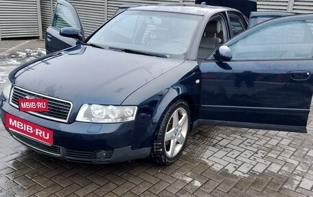 Audi A4, 2004 год, 450 000 рублей, 8 фотография
