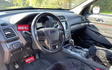 Ford Explorer VI, 2019 год, 2 450 000 рублей, 14 фотография