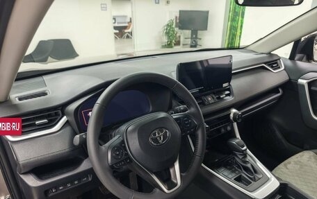 Toyota RAV4, 2025 год, 4 350 000 рублей, 12 фотография