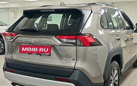 Toyota RAV4, 2025 год, 4 350 000 рублей, 7 фотография