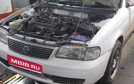 Nissan Sunny B15, 2000 год, 230 000 рублей, 3 фотография