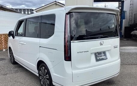 Honda Stepwgn, 2022 год, 2 490 111 рублей, 4 фотография