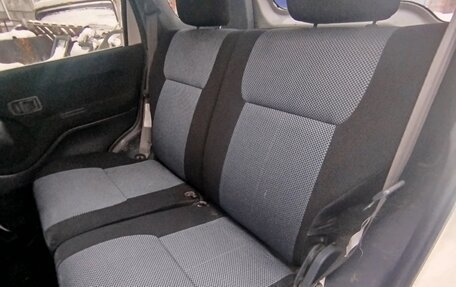 Toyota Cami, 2001 год, 300 000 рублей, 7 фотография