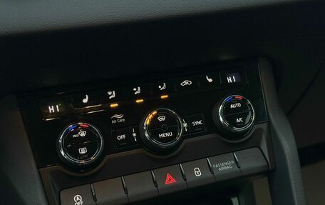 Skoda Karoq I, 2021 год, 2 400 000 рублей, 18 фотография