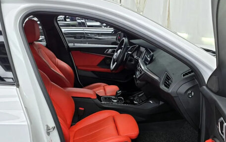 BMW 1 серия, 2021 год, 2 600 000 рублей, 13 фотография