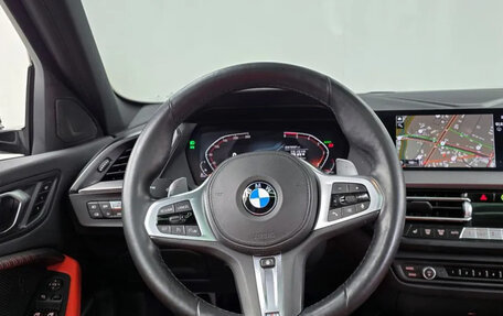 BMW 1 серия, 2021 год, 2 600 000 рублей, 9 фотография