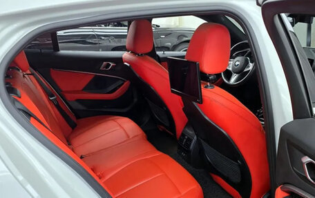 BMW 1 серия, 2021 год, 2 600 000 рублей, 19 фотография