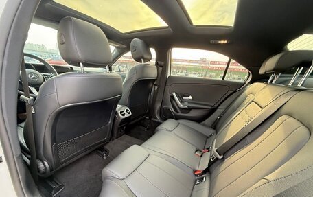 Mercedes-Benz A-Класс, 2022 год, 1 621 555 рублей, 9 фотография